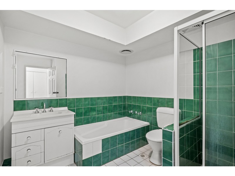 11/23-27 Hills Street, Gosford NSW 2250