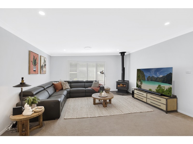 43 Oak Road, Matcham NSW 2250