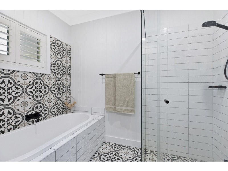 43 Oak Road, Matcham NSW 2250