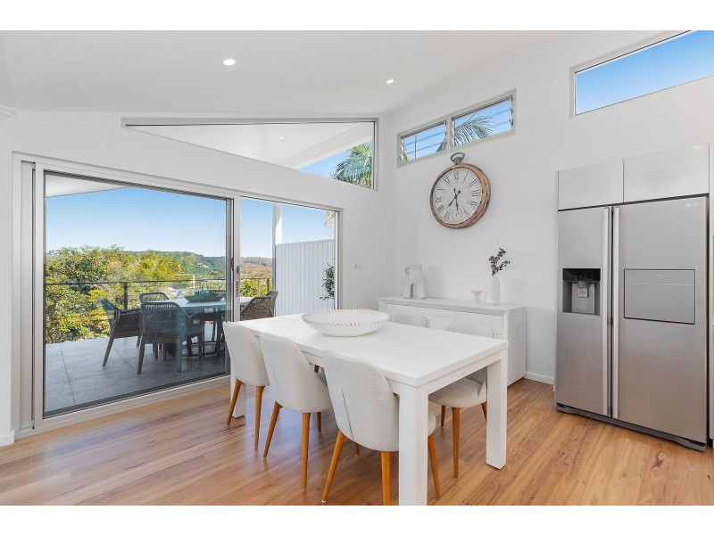 7 Yumbool Close, Forresters Beach NSW 2260