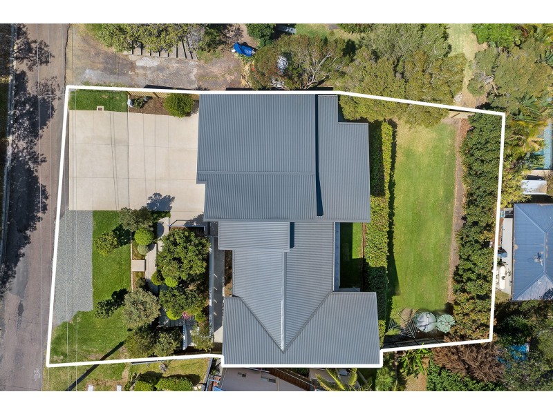 7 Yumbool Close, Forresters Beach NSW 2260