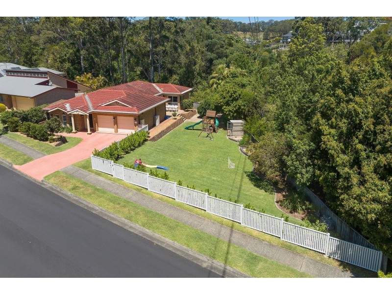 39 Sheffield Drive, Terrigal NSW 2260