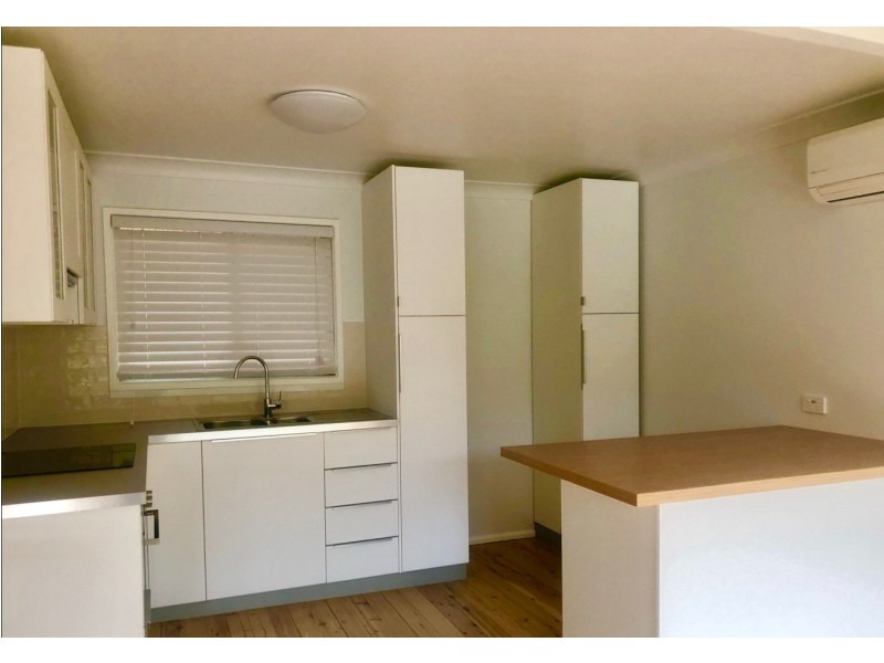 15 Harcourt Place, North Avoca NSW 2260