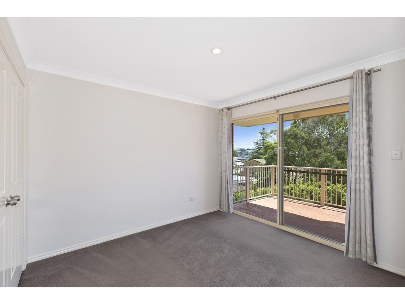 3/4 Woolunga Avenue, Terrigal NSW 2260