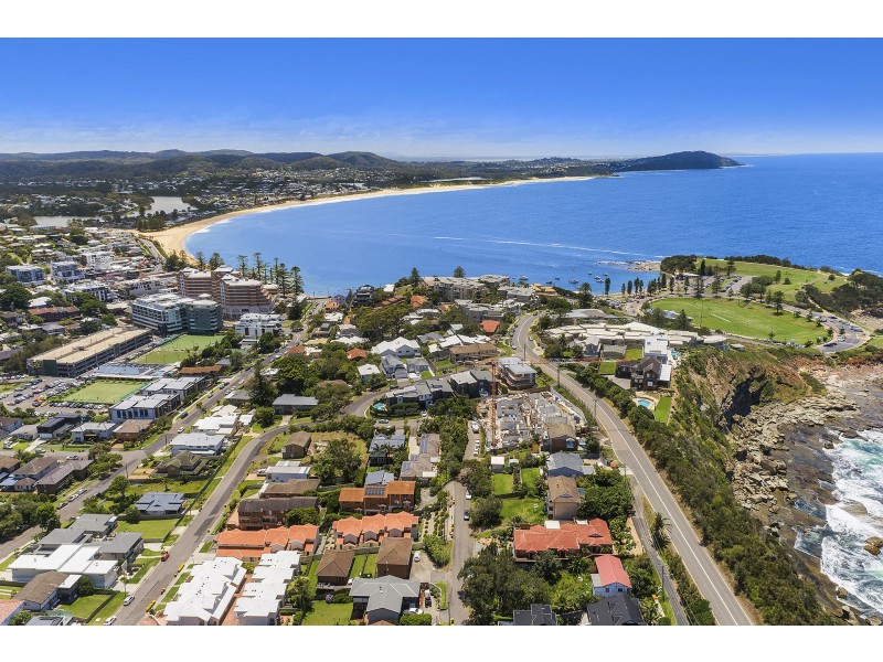 3/4 Woolunga Avenue, Terrigal NSW 2260
