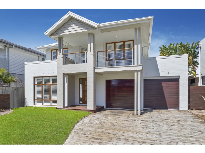 27 View Street, North Avoca NSW 2260