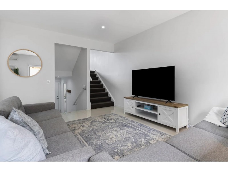 8/77-81 Havenview Road, Terrigal NSW 2260