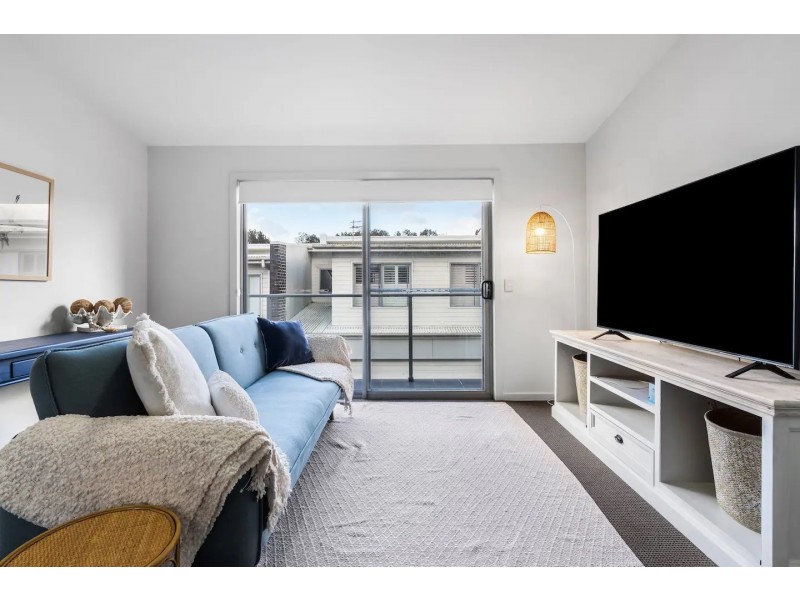 8/77-81 Havenview Road, Terrigal NSW 2260