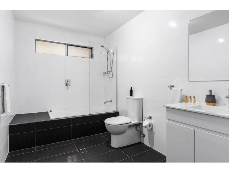 8/77-81 Havenview Road, Terrigal NSW 2260