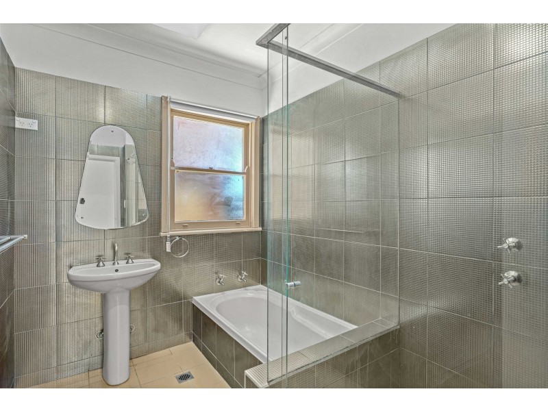 35 Willoughby Road, Terrigal NSW 2260