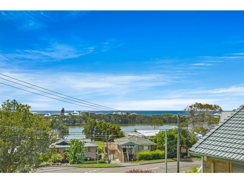 35 Willoughby Road, Terrigal NSW 2260