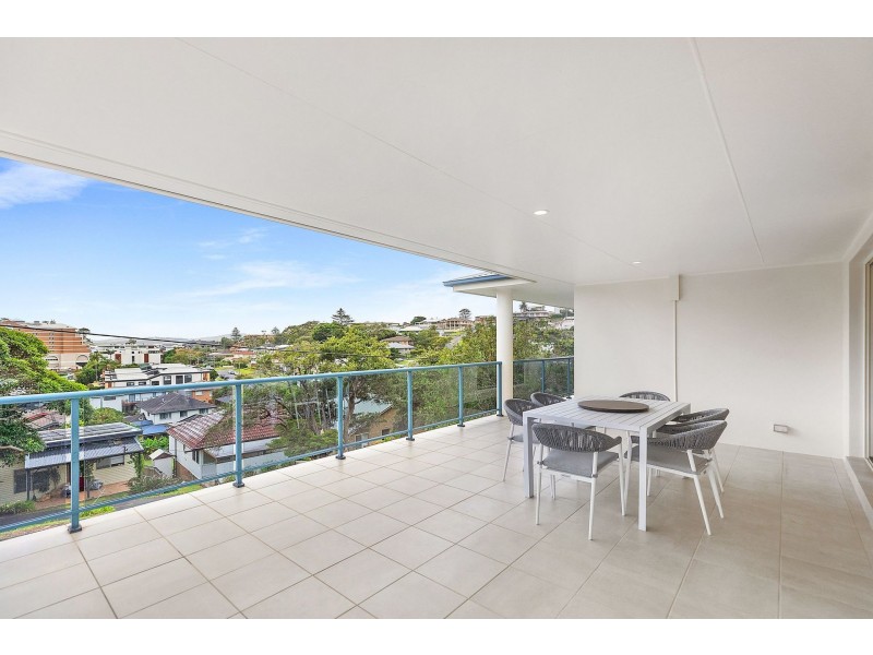 2/6 Smillie Avenue, Terrigal NSW 2260
