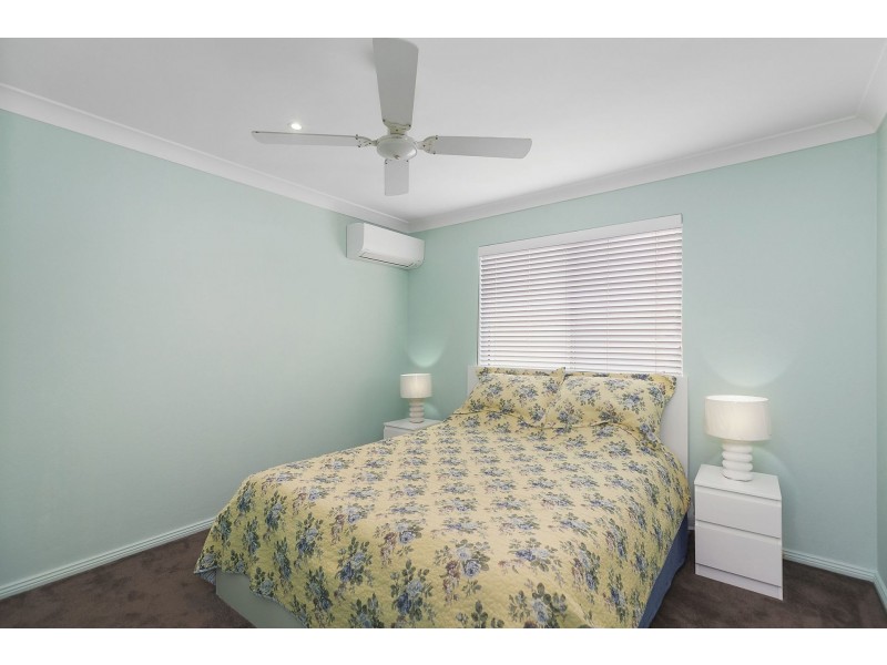 2/6 Smillie Avenue, Terrigal NSW 2260