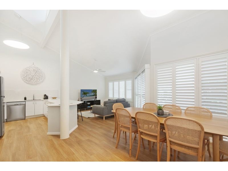 27/4 Karla Avenue, Terrigal NSW 2260