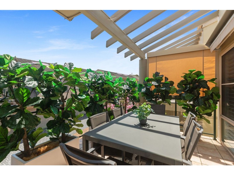 27/4 Karla Avenue, Terrigal NSW 2260