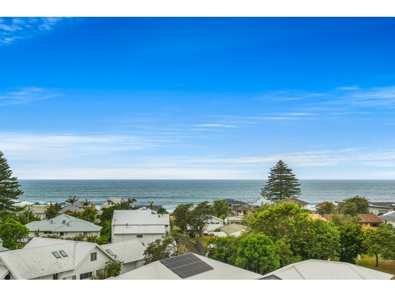 7 Elgata Avenue, North Avoca NSW 2260