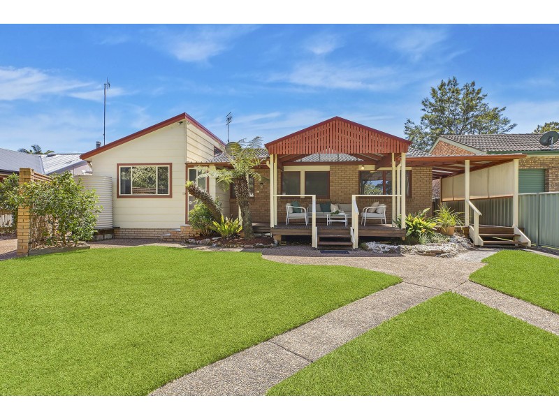 12 Windsor Road, Wamberal NSW 2260