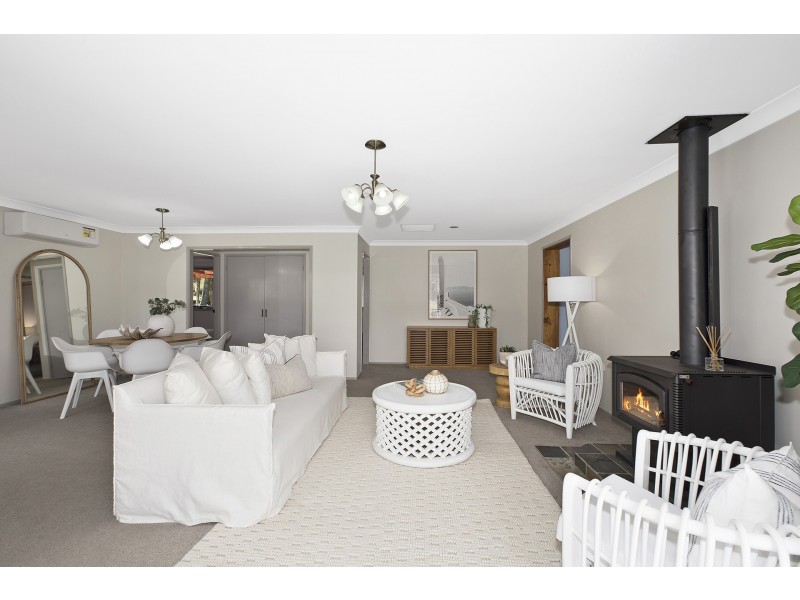 12 Windsor Road, Wamberal NSW 2260