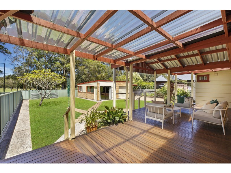 12 Windsor Road, Wamberal NSW 2260