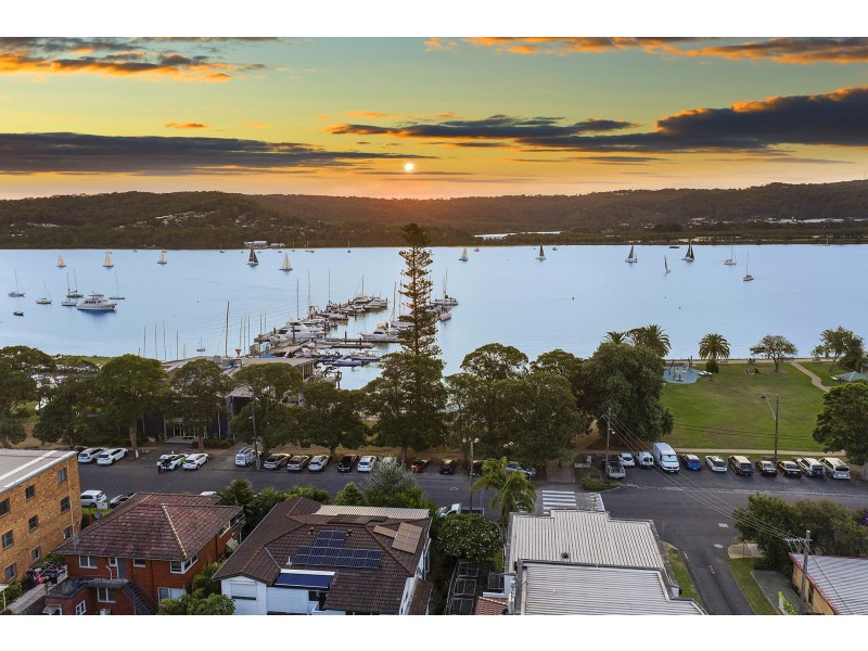 501/13 Lynn Avenue, Point Frederick NSW 2250