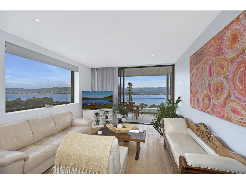 501/13 Lynn Avenue, Point Frederick NSW 2250