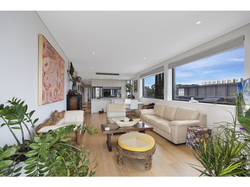 501/13 Lynn Avenue, Point Frederick NSW 2250