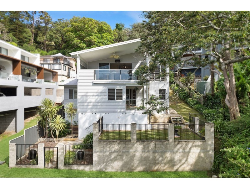 2/27 Auld Street, Terrigal NSW 2260