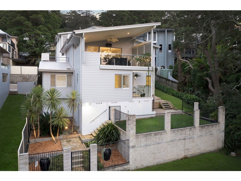 2/27 Auld Street, Terrigal NSW 2260