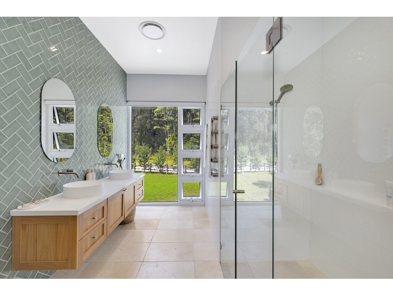 29 Bidjiwong Road, Matcham NSW 2250