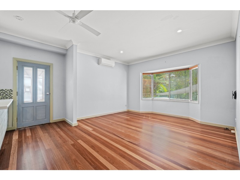 17 Range Road Road, North Gosford NSW 2250