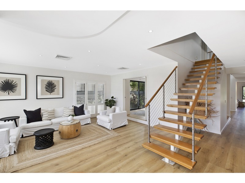 27 View Street, North Avoca NSW 2260