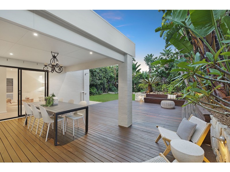 27 View Street, North Avoca NSW 2260