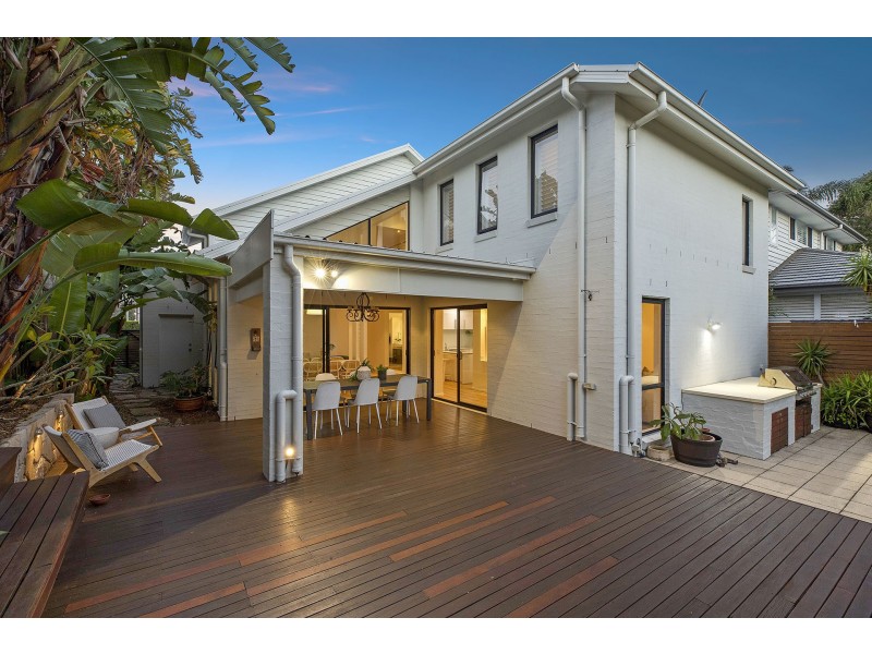 27 View Street, North Avoca NSW 2260
