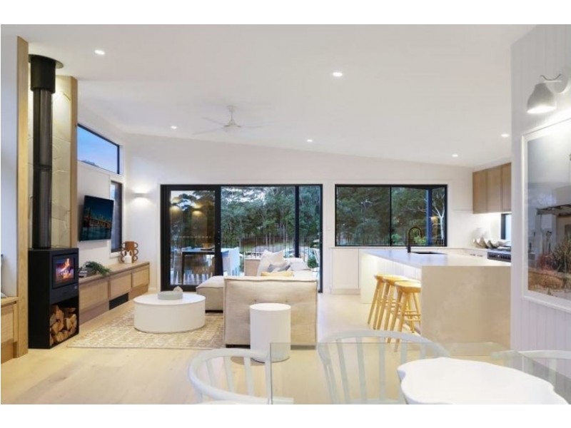 16 Parry Avenue, Terrigal NSW 2260