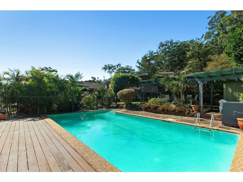 12 Greenslope Drive, Green Point NSW 2251