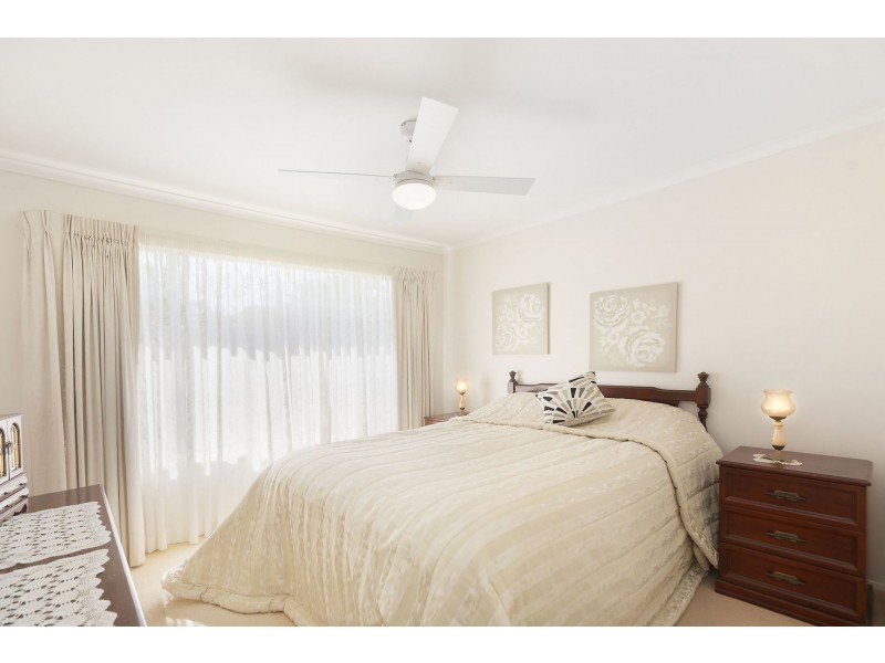 12 Greenslope Drive, Green Point NSW 2251