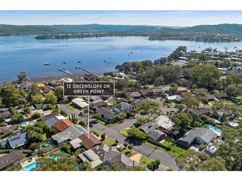 12 Greenslope Drive, Green Point NSW 2251