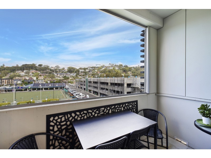 213/6 Pine Tree Lane, Terrigal NSW 2260