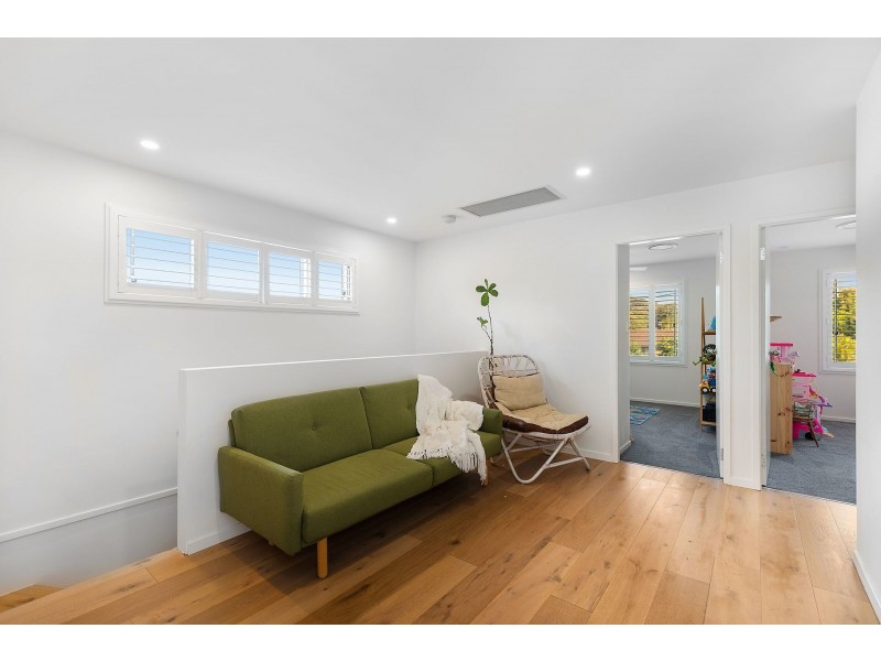 27 Raymond Terrace, Terrigal NSW 2260