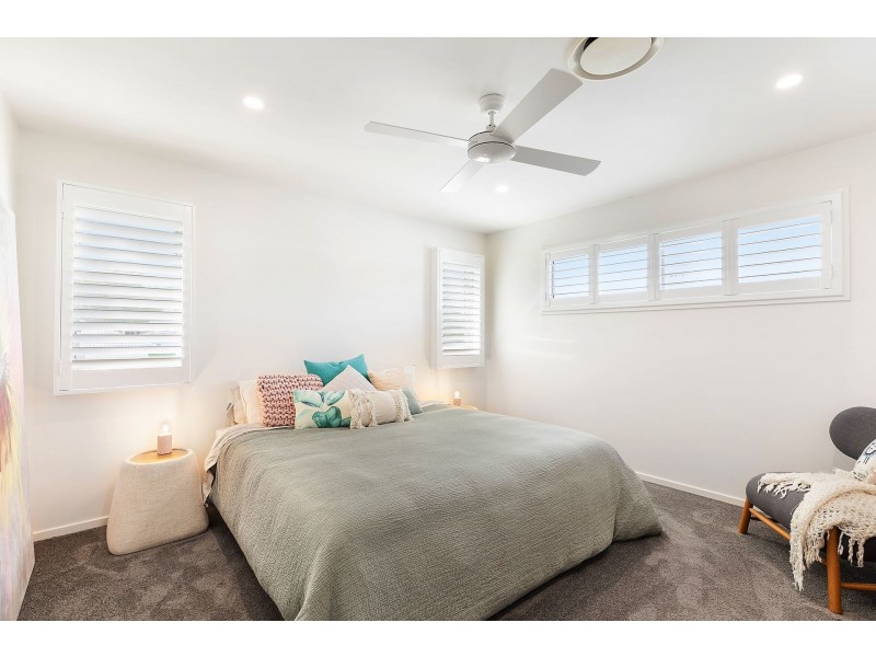 27 Raymond Terrace, Terrigal NSW 2260