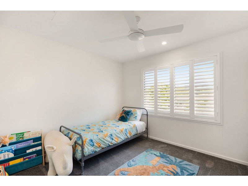 27 Raymond Terrace, Terrigal NSW 2260