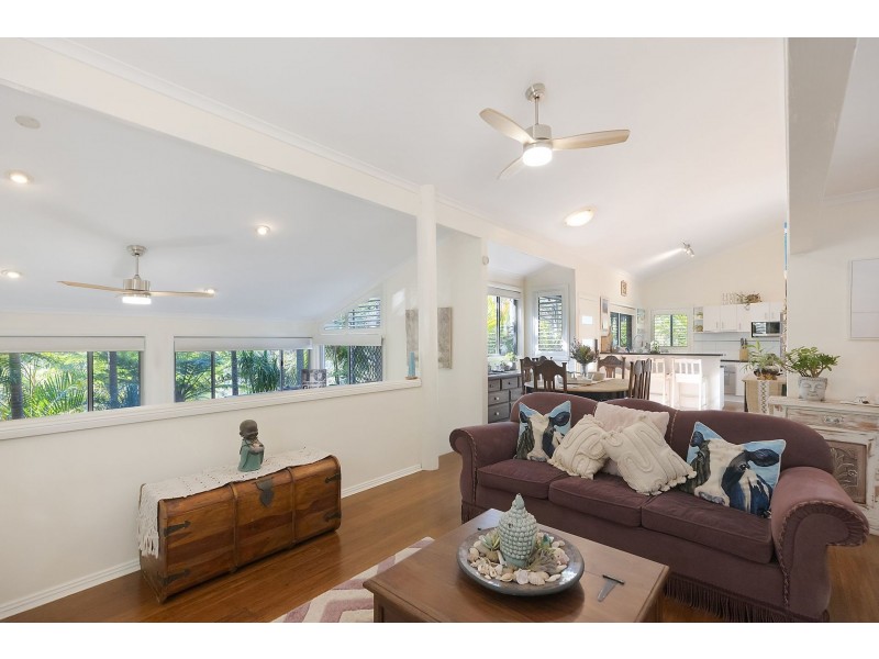 14 Harcourt Place, North Avoca NSW 2260