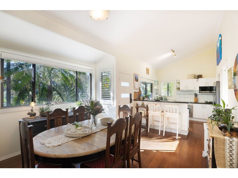 14 Harcourt Place, North Avoca NSW 2260