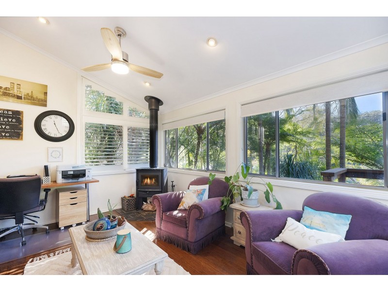 14 Harcourt Place, North Avoca NSW 2260
