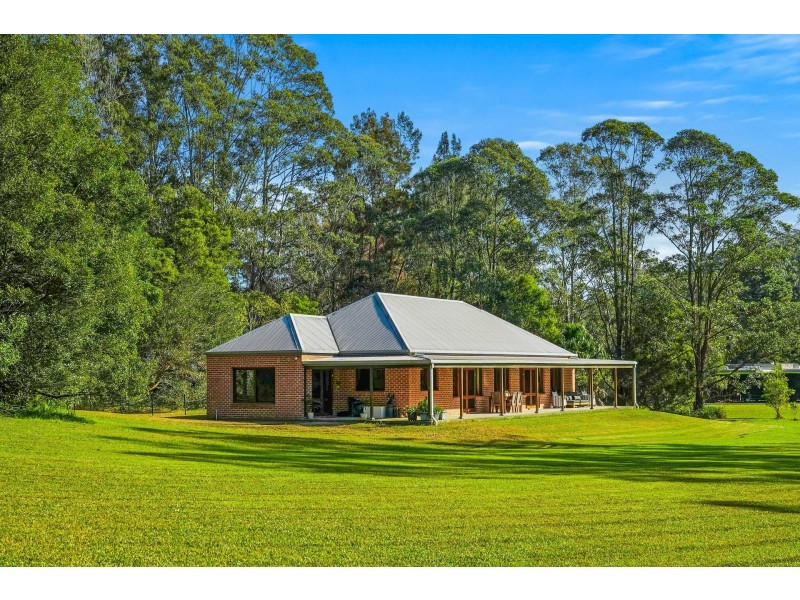 6 Wambina Road, Matcham NSW 2250