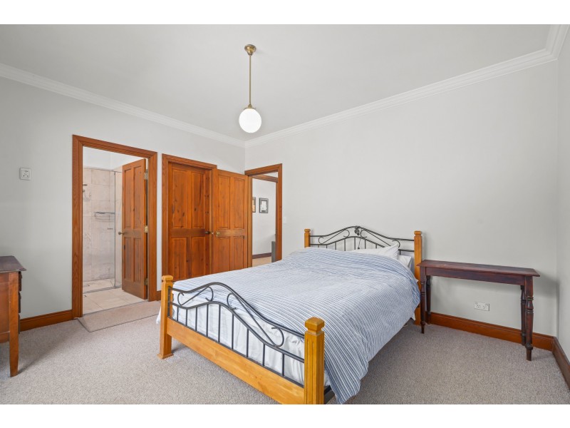 6 Wambina Road, Matcham NSW 2250