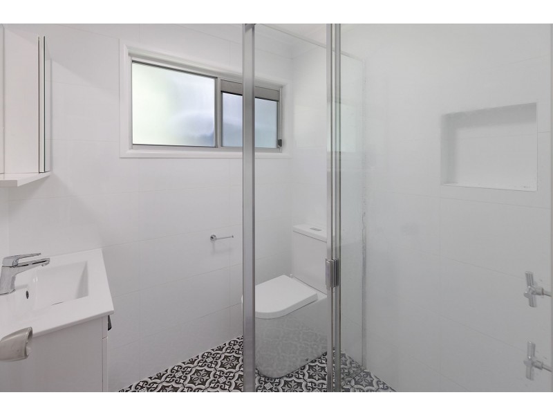 15 Harcourt Place, North Avoca NSW 2260