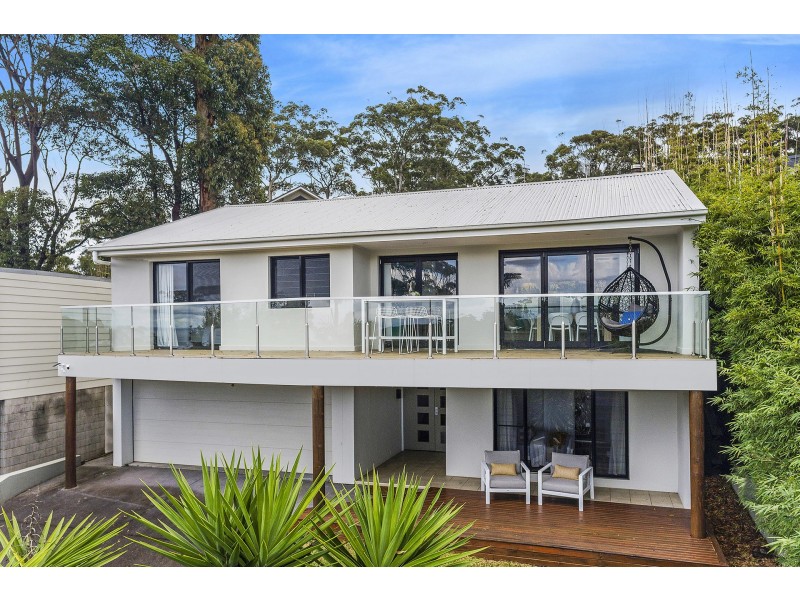 15 Beachcomber Parade, North Avoca NSW 2260