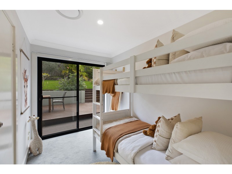 15 Beachcomber Parade, North Avoca NSW 2260