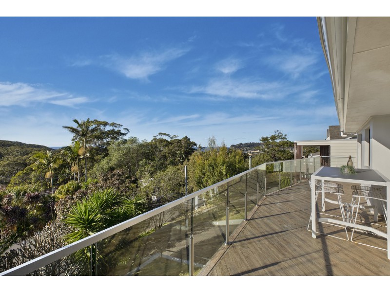 15 Beachcomber Parade, North Avoca NSW 2260